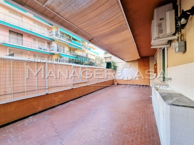 RAPALLO (GE) S. Anna - Appartamento con grande terrazzo al piano